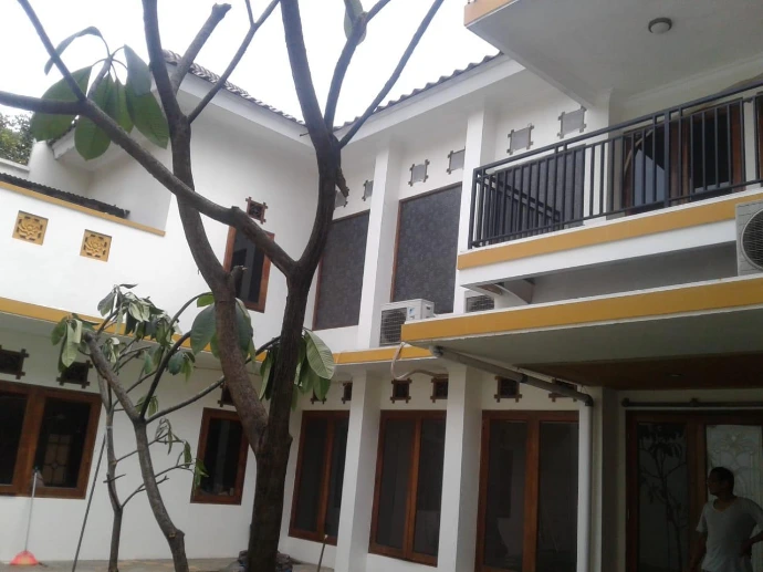 jual rumah bisa kantor di pejaten raya jakarta selatan