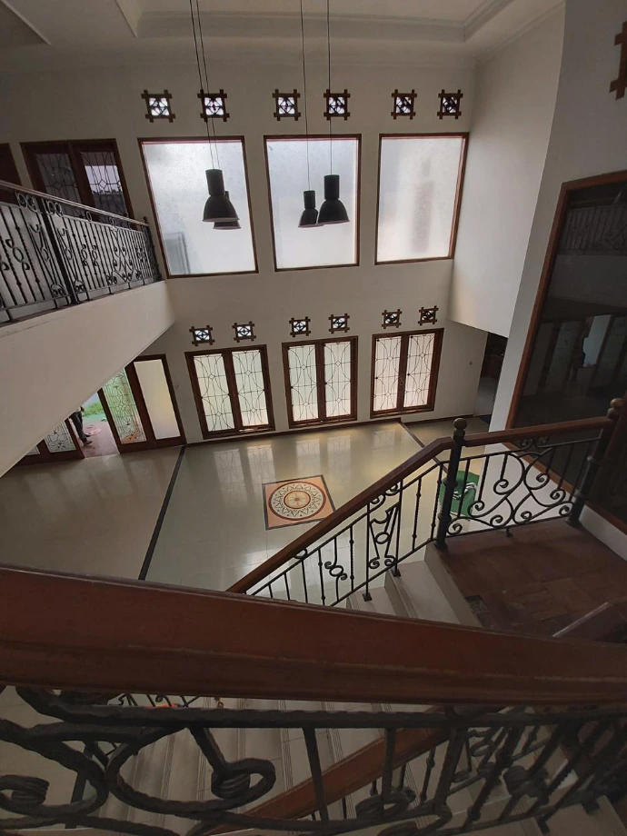 jual rumah bisa kantor di pejaten raya jakarta selatan